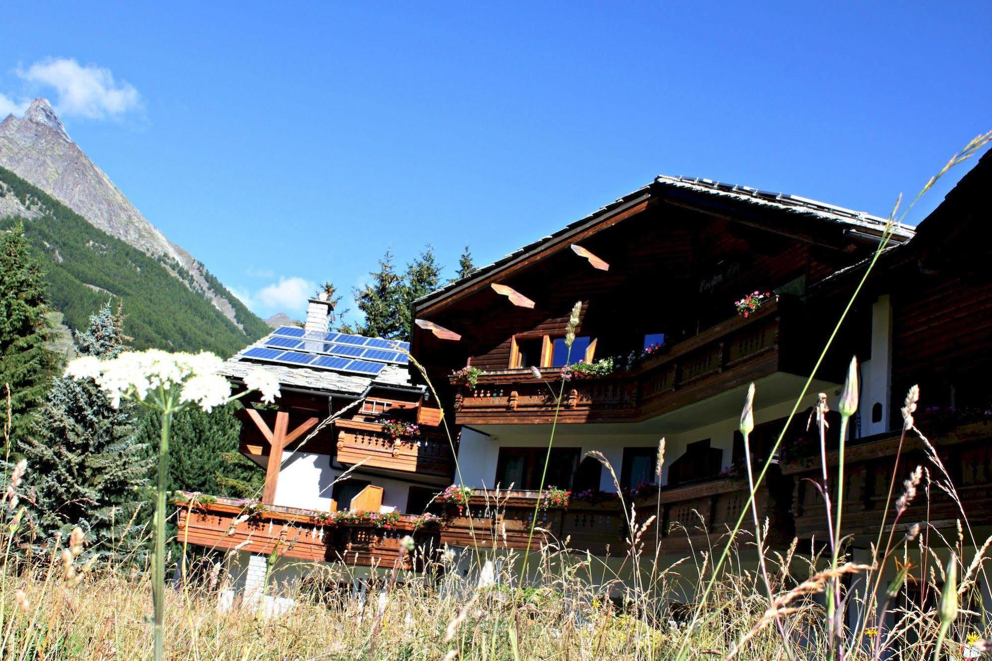 Hotel Bouton D'Or - Cogne Exterior photo